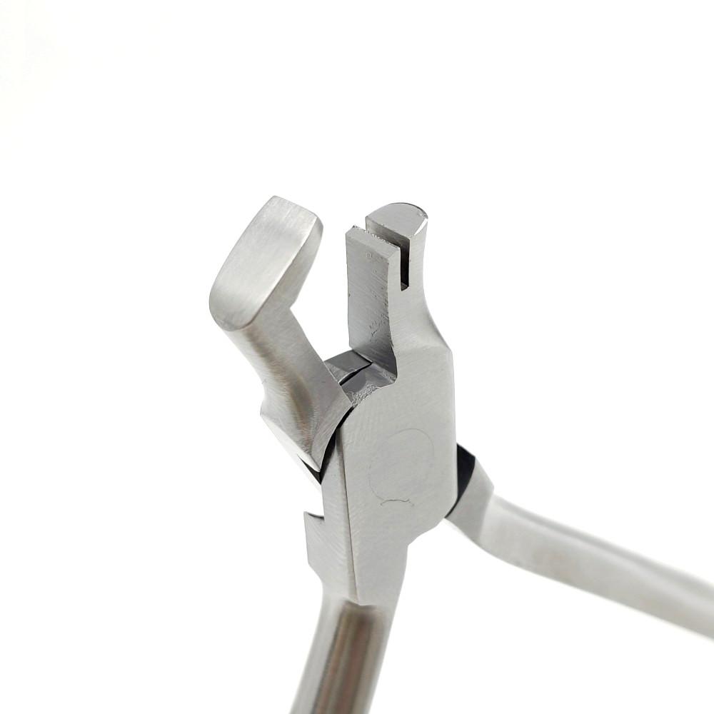 Clasp Forming Schwarz Angular
